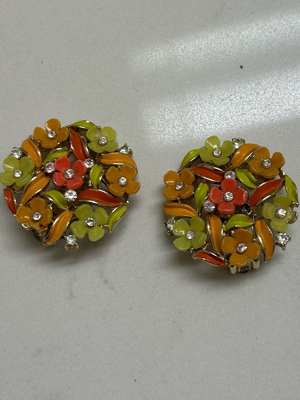 Vintage Lisbwr Floral Cluster Clip-On Earrings in Yellow, Orange & Green